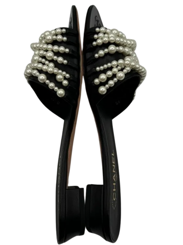 Chanel Pre-Fall 2017 Interlocking CC Logo Slides *NEW*