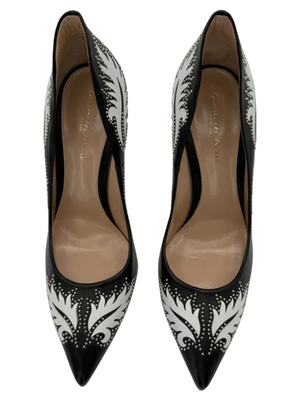 Gianvito Rossi Santa Fe Studded Pumps in Black Leather *NEW*