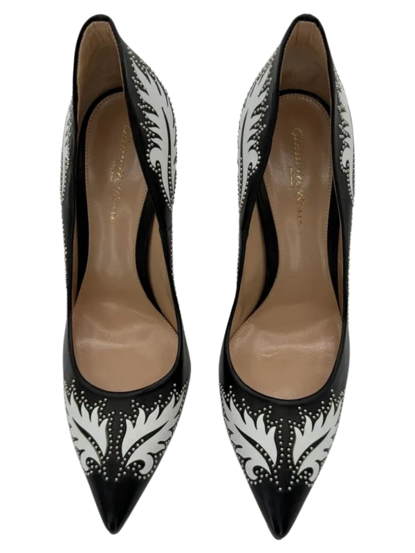 Gianvito Rossi Santa Fe Studded Pumps in Black Leather *NEW*