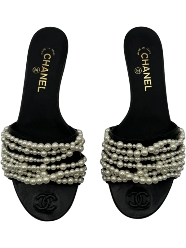Chanel Pre-Fall 2017 Interlocking CC Logo Slides *NEW*