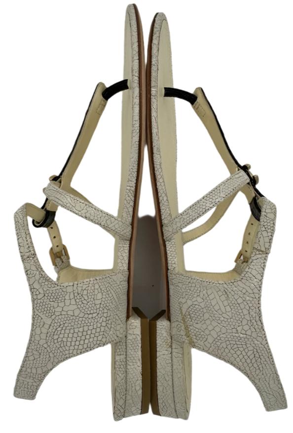 CHANEL White Black Stingray Interlocking CC Logo Leather T Strap Sandals Sz. 39.5