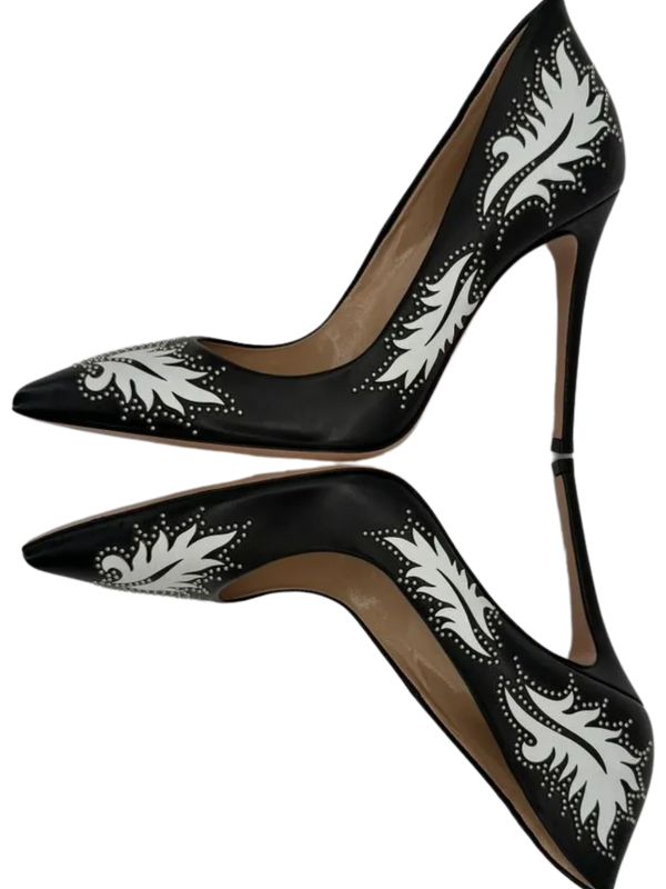 Gianvito Rossi Santa Fe Studded Pumps in Black Leather *NEW*