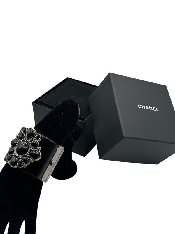 Chanel Black Gripoix Cuff Bracelet – Spring 2009