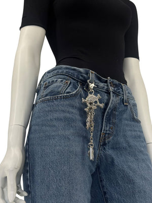 Gunmetal Crystal Skull Charm Chain Keychain