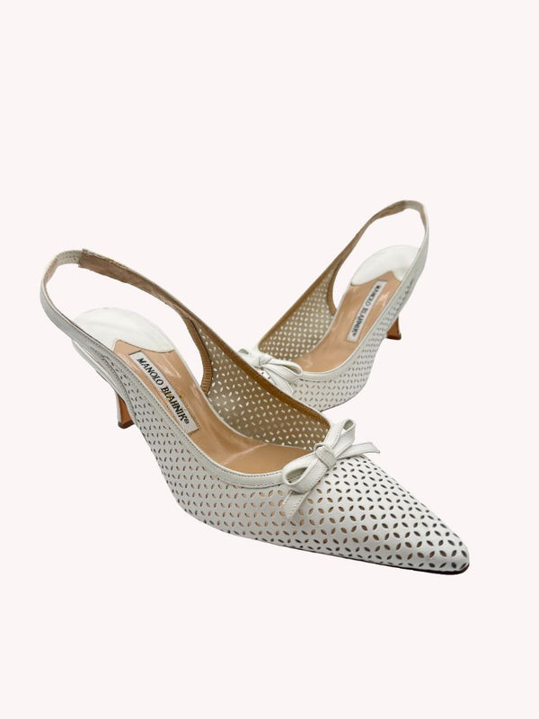 Manolo Blahnik White Perforated Leather Slingback Pumps Heels Size 39 Italy