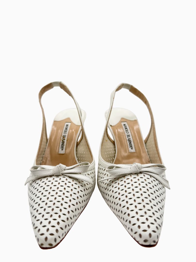 Manolo Blahnik White Perforated Leather Slingback Pumps Heels Size 39 Italy