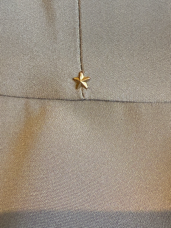 Peter Cohen Taupe Silk Convertible Collar Blouse – Size L