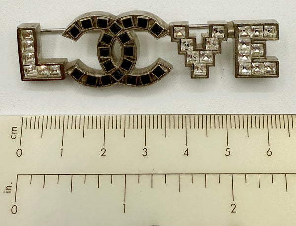 Chanel CC Love Brooch - 08P