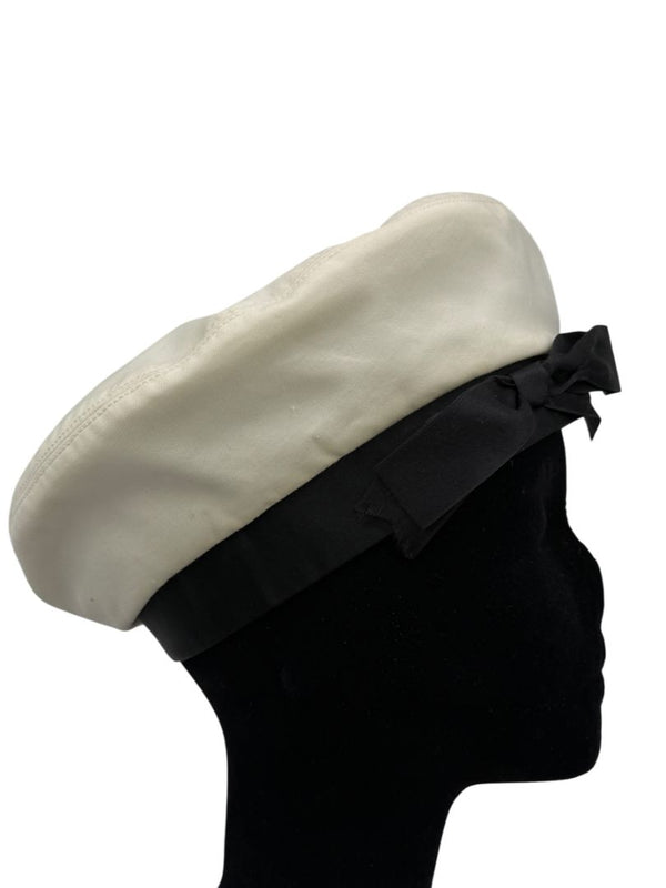 Chanel Ivory Beret with Black Grosgrain Ribbon Trim & Bow – Vintage