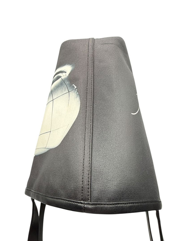 Chanel Karl Lagerfeld Mobile Art Zaha Hadid Limited Edition Tote