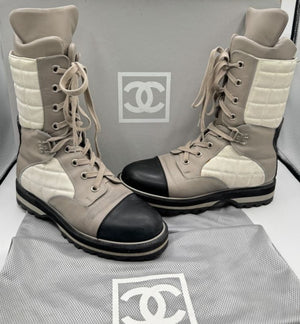 Chanel CC Quilted Two-Tone Lace-Up Combat Boots – Size 40