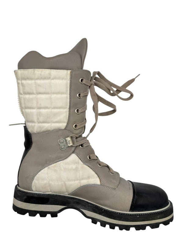 Chanel CC Quilted Two-Tone Lace-Up Combat Boots – Size 40