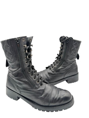 Chanel Quilted Leather Lace-Up Combat Boots – Size 40