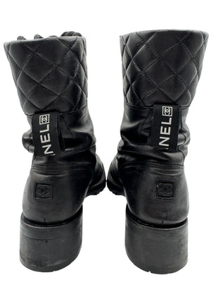 Chanel Quilted Leather Lace-Up Combat Boots – Size 40