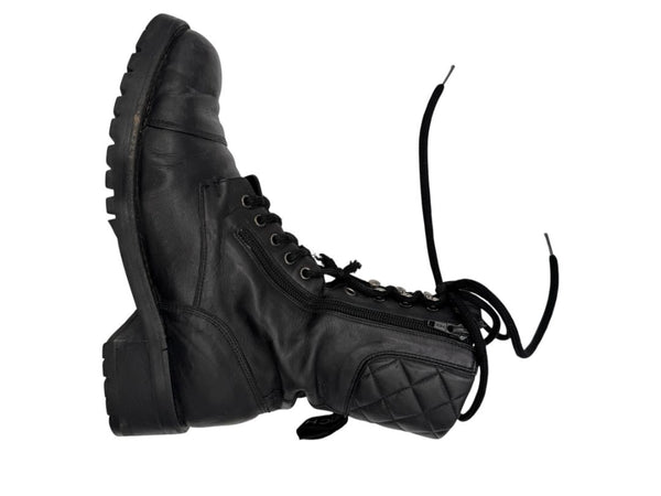 Chanel Quilted Leather Lace-Up Combat Boots – Size 40