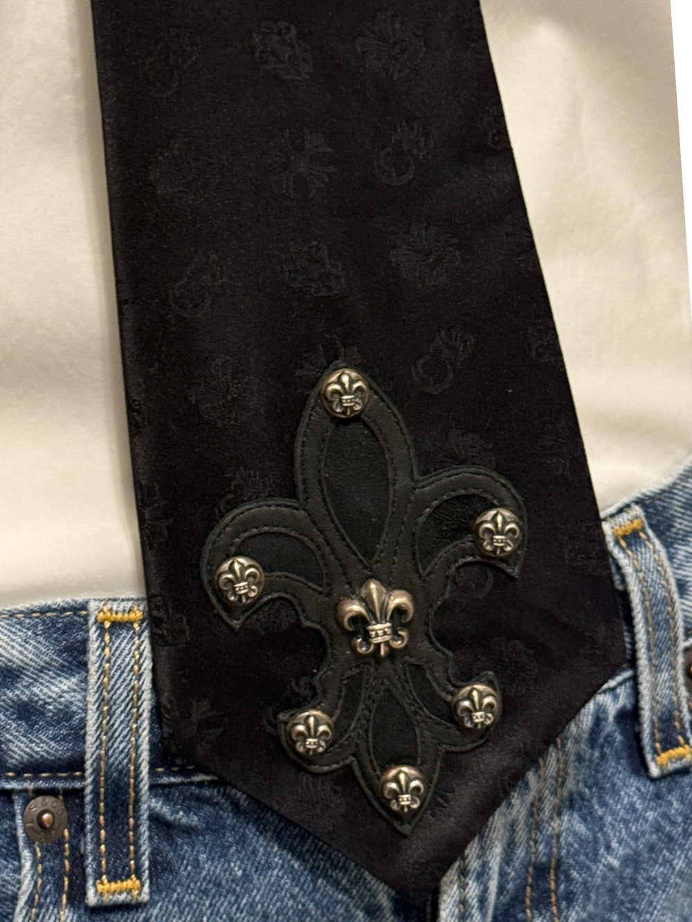 Chrome Hearts Black Silk Fleur-de-Lis Sterling Silver Neck Tie – 4" x 59"