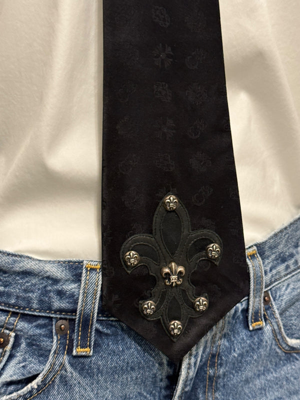 Chrome Hearts Black Silk Fleur-de-Lis Sterling Silver Neck Tie – 4" x 59"