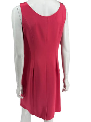 Kay Unger New York Coral Silk Embellished Shoulder Shift Dress – Size 8