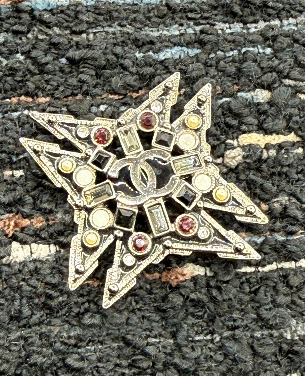 Chanel Strass & Faux Pearl Maltese Cross CC Brooch Pendant