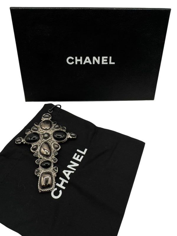 Chanel Fall 2008 Oversized Maltese Cross Gripoix Cabochon Brooch Pin