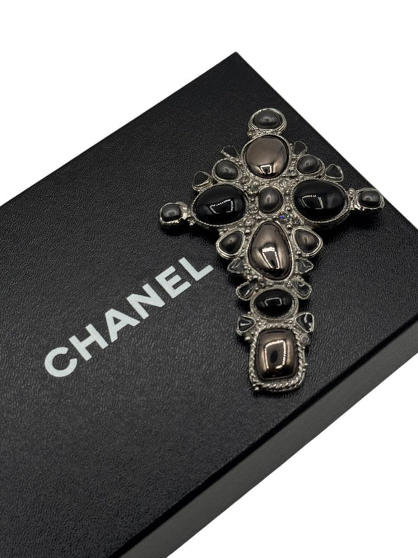 Chanel Fall 2008 Oversized Maltese Cross Gripoix Cabochon Brooch Pin