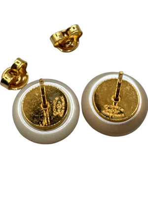 Chanel Spring 1996 Pearl & Gold-Tone CC Logo Stud Earrings – 96P
