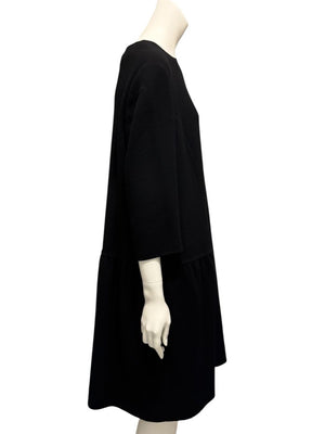 Oscar de la Renta Black Drop-Waist Shift Dress – Size 16