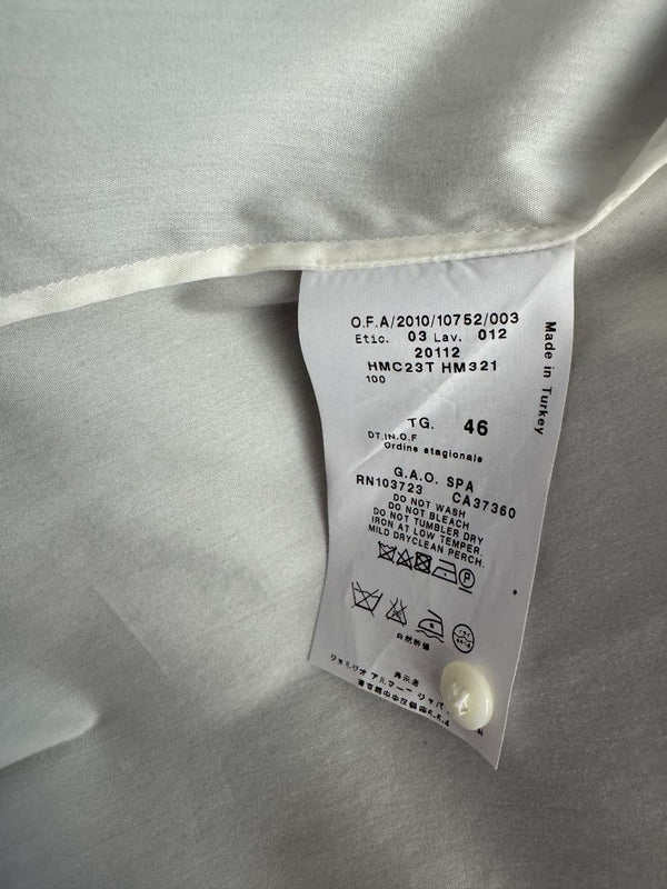 Armani Collezioni Sleeveless Tuxedo Bib Blouse – Ivory White | Size 10 (IT 46)