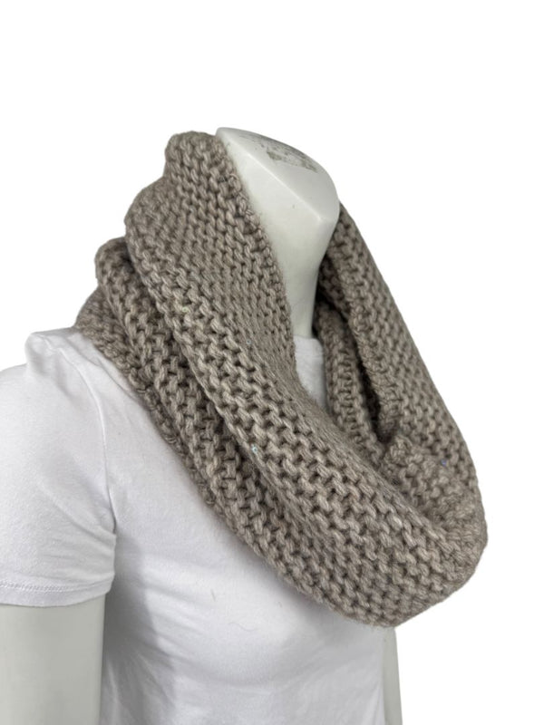 Lafayette 148 New York Osprey Melange Knit Infinity Scarf – One Size – NWT