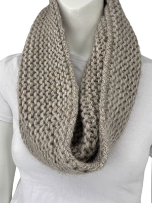 Lafayette 148 New York Osprey Melange Knit Infinity Scarf – One Size – NWT