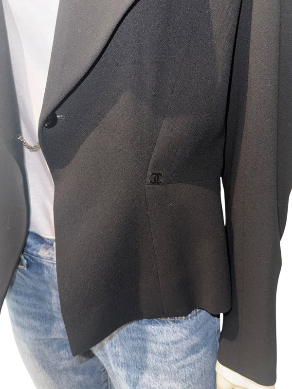 Chanel Black Wool Chain-Closure Tailored Jacket – Size 46