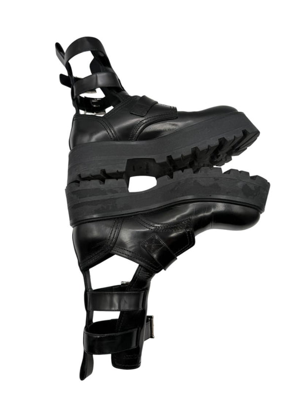 Alexander McQueen Black Leather Rave Buckle Ankle Boots – Women’s Size 40