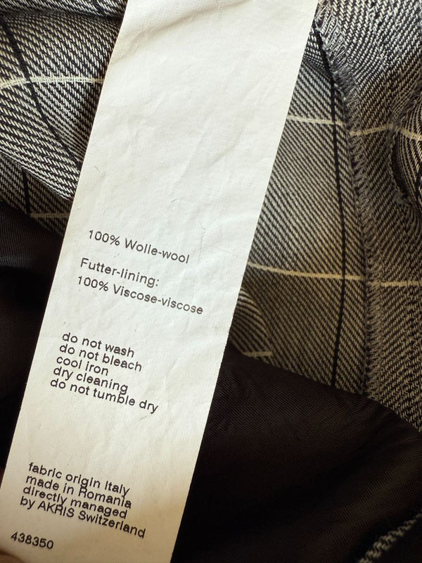 A-K-R-I-S Punto Grey Windowpane Wool Pantsuit – Jacket Size 8, Pants Size 10