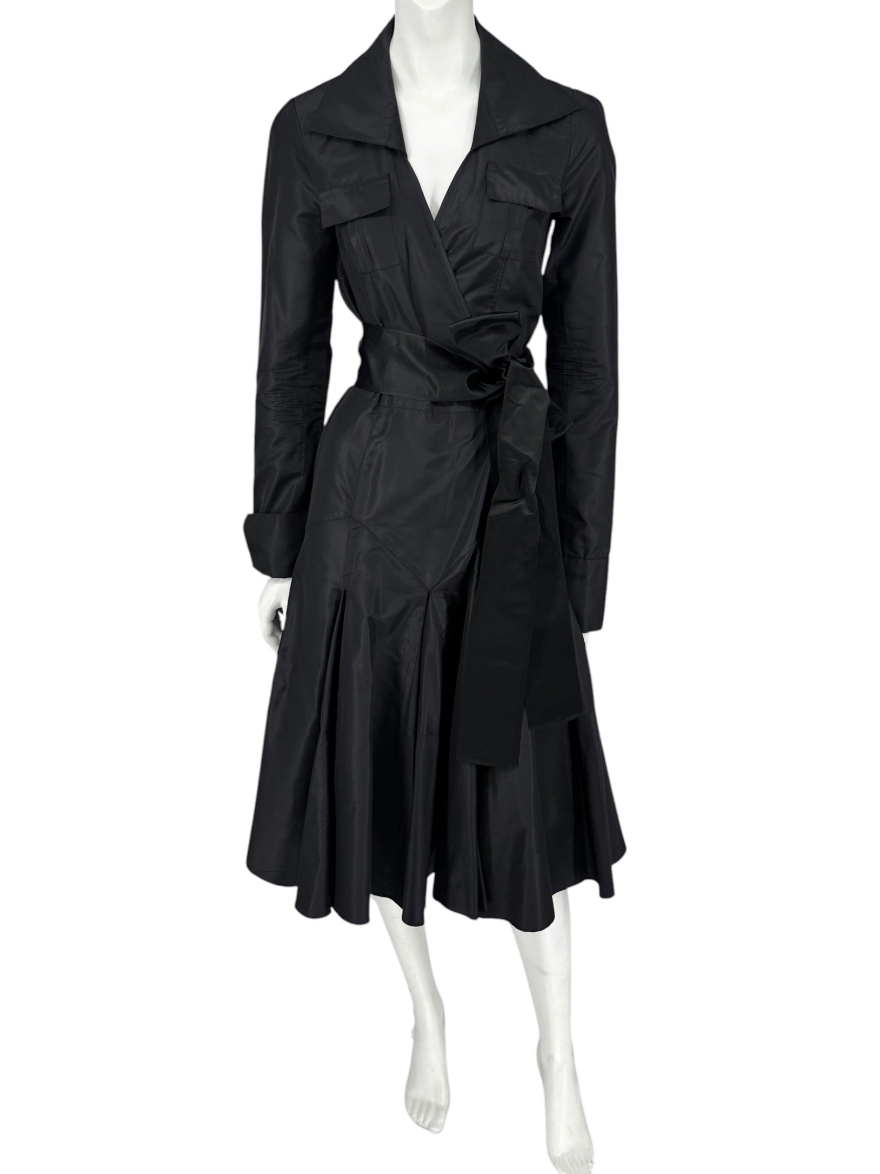 Diane von Furstenberg Black 100% Silk Wrap Midi Dress Belted Size 4 DV