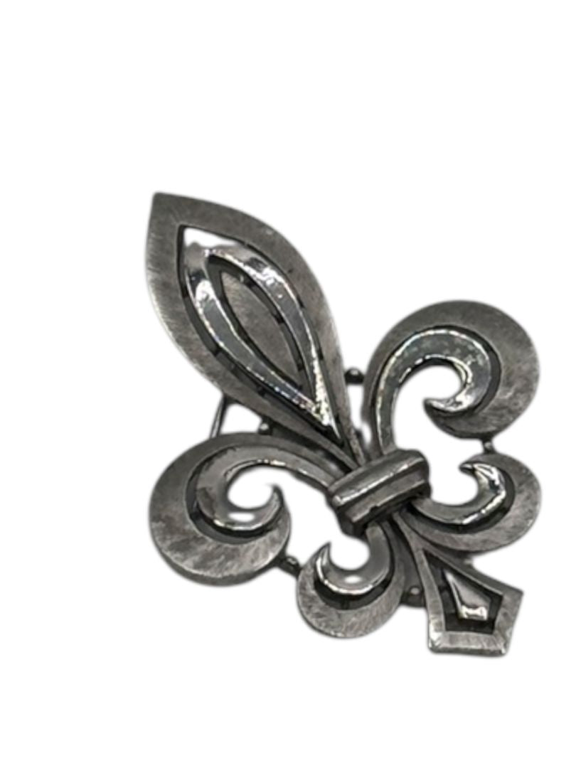Silver-Tone Fleur de Lis Statement Brooch – 2.5"