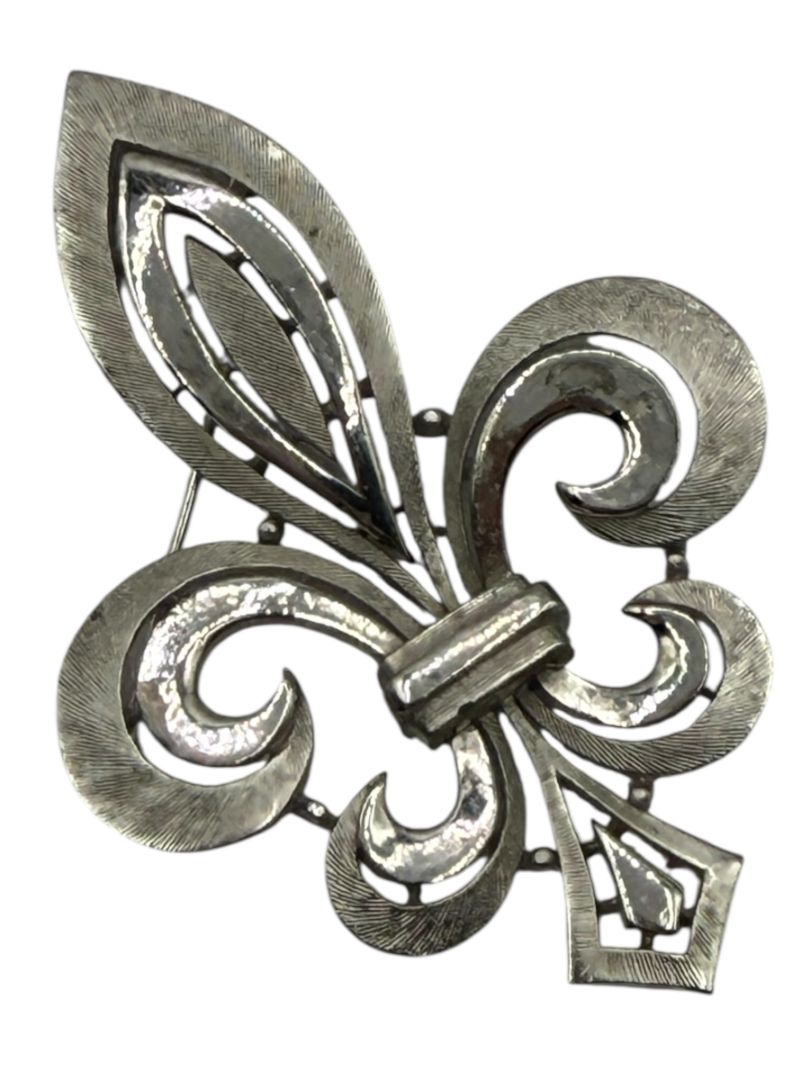 Silver-Tone Fleur de Lis Statement Brooch – 2.5"