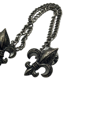 Antiqued Silver Fleur de Lis Double Pin Sweater Guard – 5"