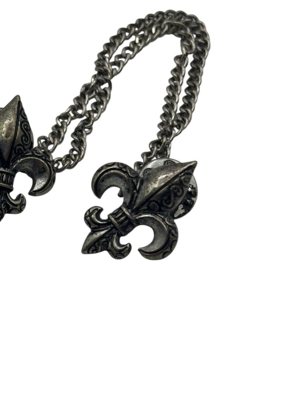 Antiqued Silver Fleur de Lis Double Pin Sweater Guard – 5"