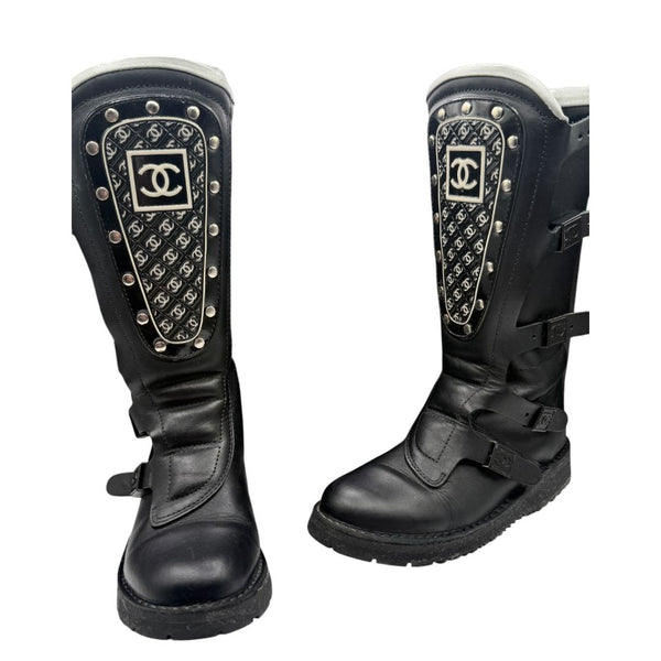 Chanel Black Leather CC Plaque Biker Boots – Runway Winter 2003 – Size EU 40