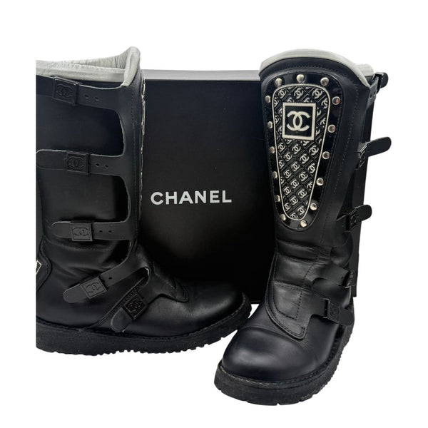 Chanel Black Leather CC Plaque Biker Boots – Runway Winter 2003 – Size EU 40