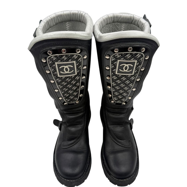 Chanel Black Leather CC Plaque Biker Boots – Runway Winter 2003 – Size EU 40