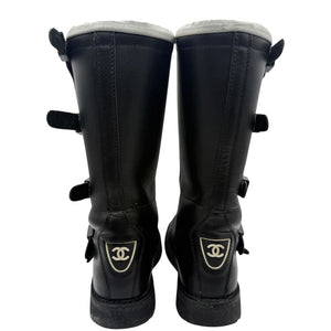 Chanel Black Leather CC Plaque Biker Boots – Runway Winter 2003 – Size EU 40