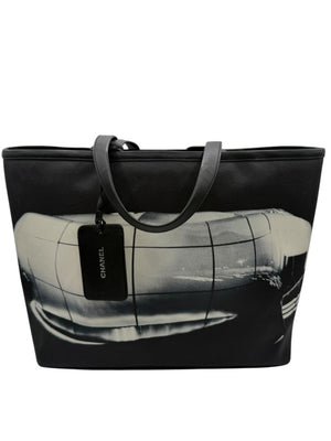 Chanel Karl Lagerfeld Mobile Art Zaha Hadid Limited Edition Tote