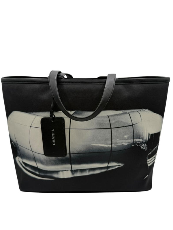 Chanel Karl Lagerfeld Mobile Art Zaha Hadid Limited Edition Tote
