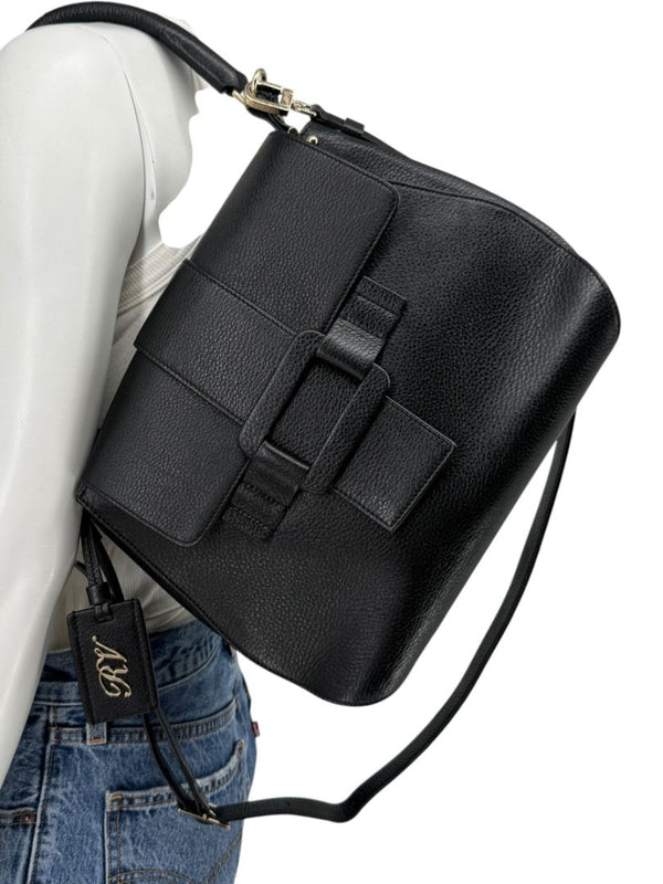 Roger Vivier Pilgrim De Jour Pebbled Leather Saddle Bag – Black