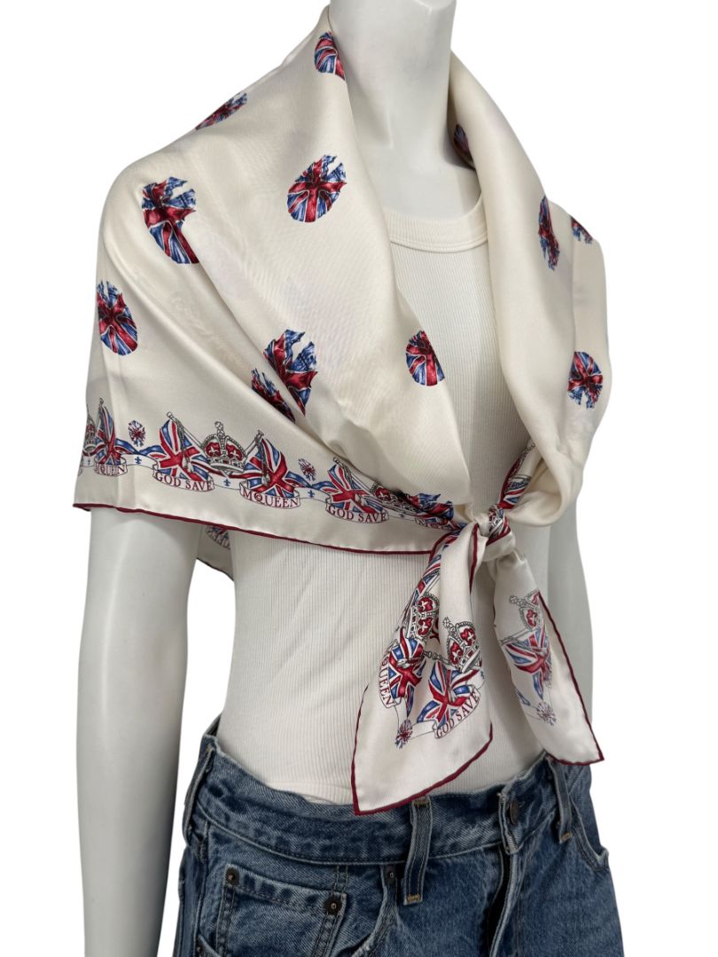Alexander McQueen "God Save McQueen" Union Jack Skull Silk Scarf Shawl – Ivory Multi – 135cm x 135cm