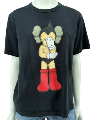 OriginalFake KAWS Graphic T-Shirt – Size 2