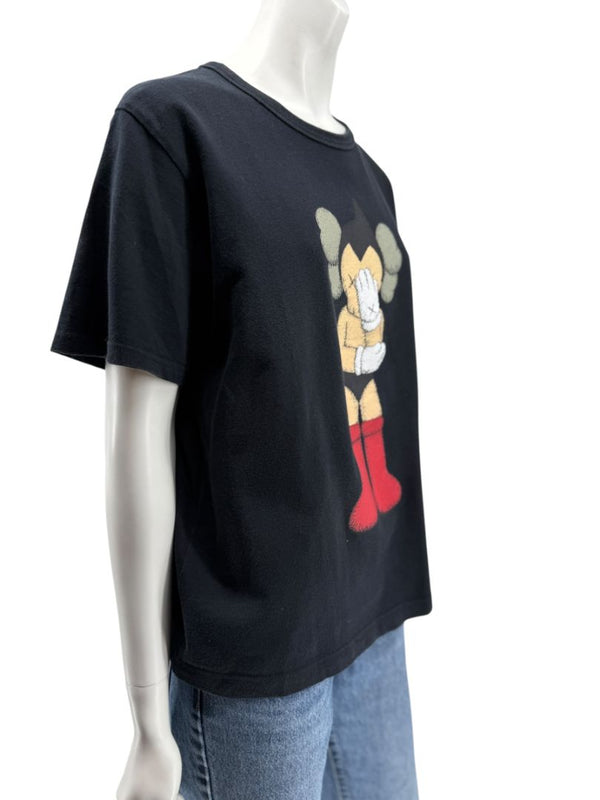 OriginalFake KAWS Graphic T-Shirt – Size 2