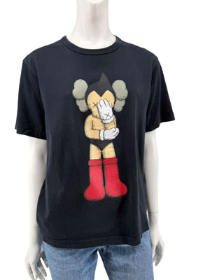 OriginalFake KAWS Graphic T-Shirt – Size 2