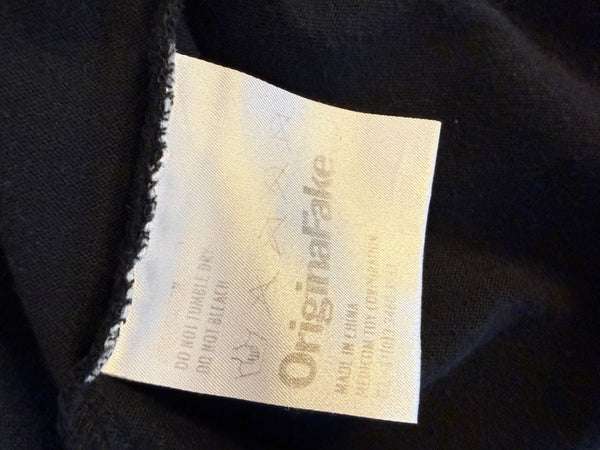 OriginalFake KAWS Graphic T-Shirt – Size 2